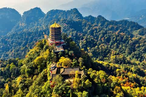 Menjelajah Destinasi Wisata Alam dan Budaya yang Unik, Serasa Masuk Dunia Lain